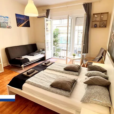 Little New York West Side Budapest