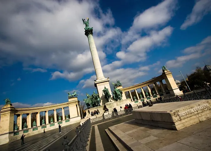 Little New York West Side Budapest